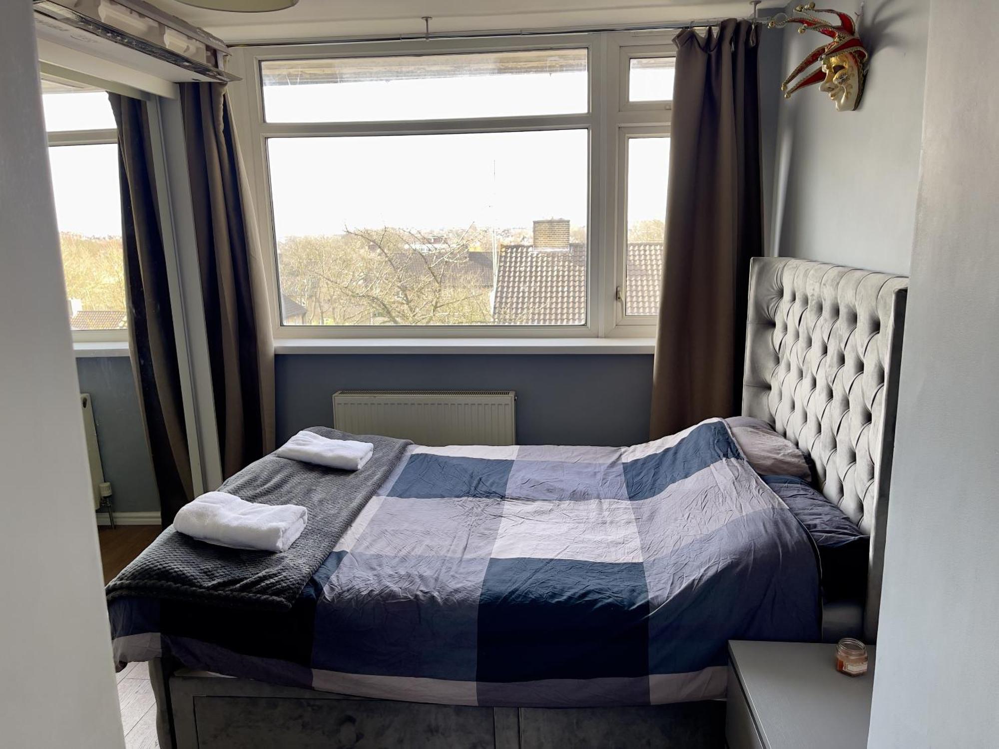 Beautiful 3-Bed Apartment At Swiss Cottage London Exterior photo